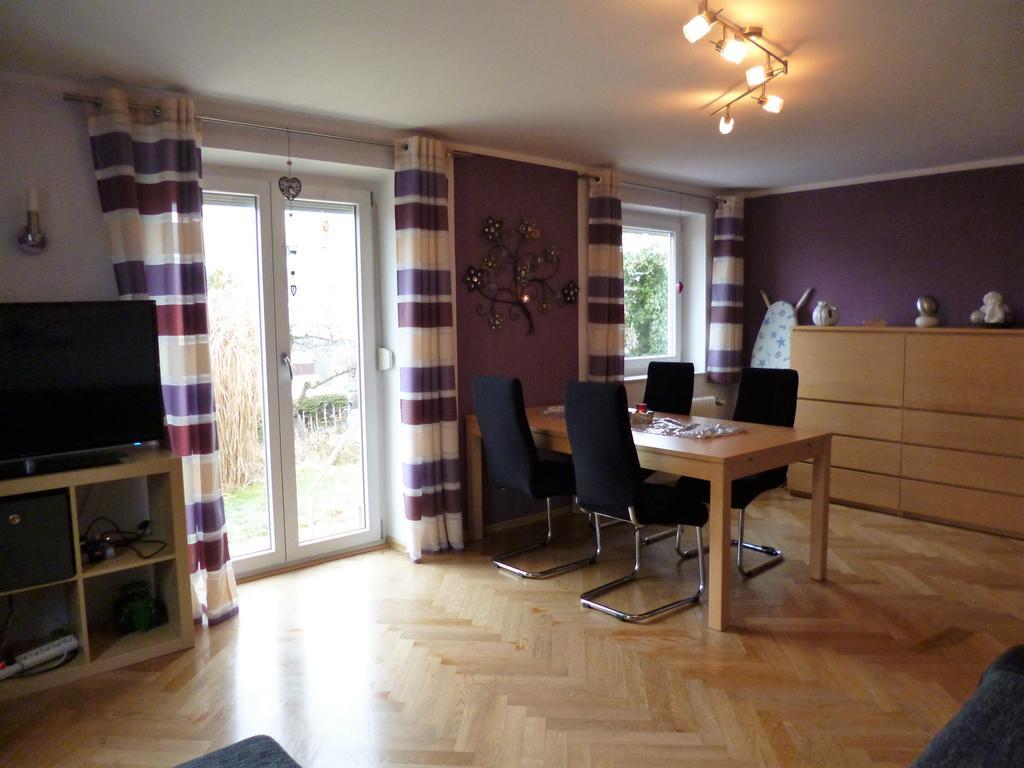 Gaestehaus Luksch Apartment Фрайунг Екстериор снимка