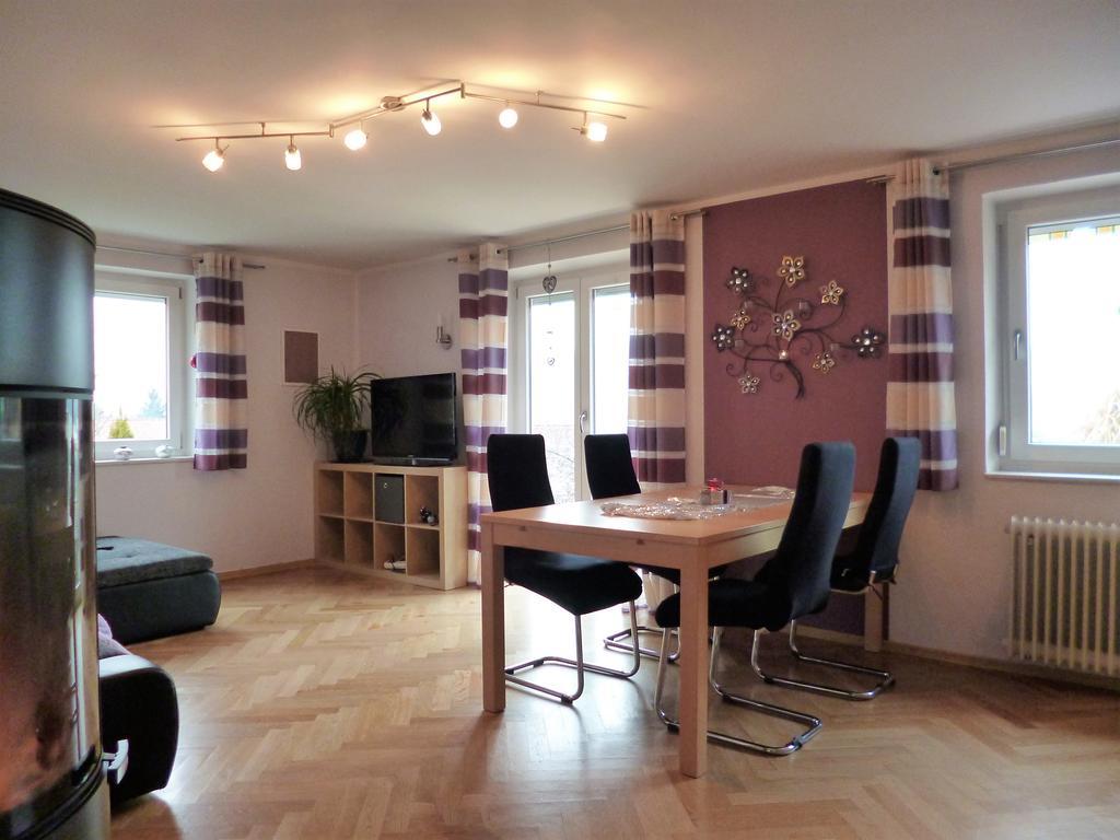 Gaestehaus Luksch Apartment Фрайунг Екстериор снимка